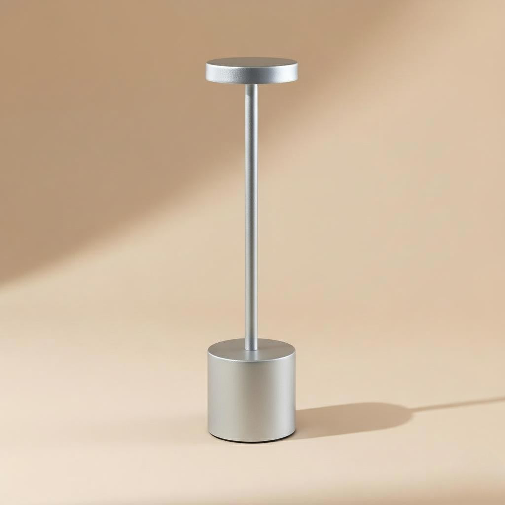 Lámpara LED Nórdica de Escritorio con Control Táctil – Recargable USB